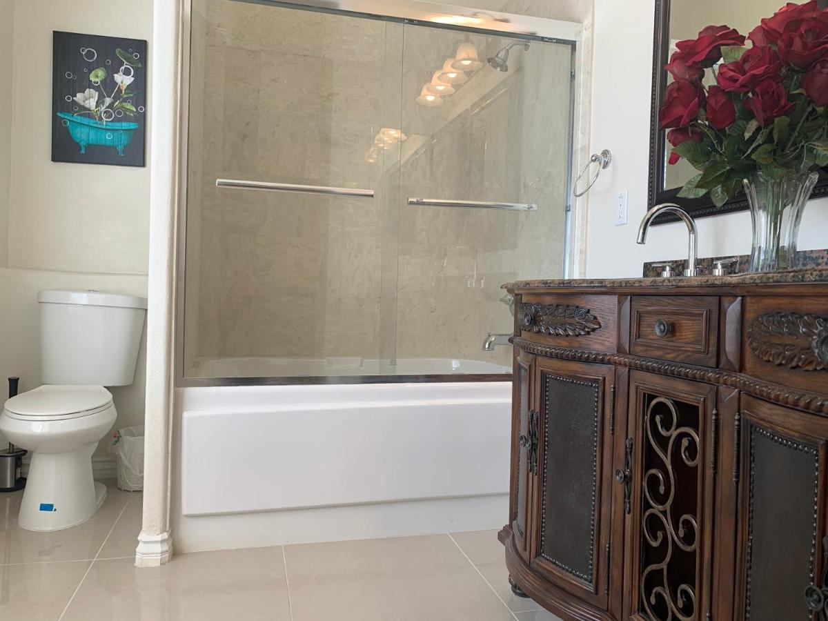 Luxhome Rooms In Mansion Riverside Bagian luar foto