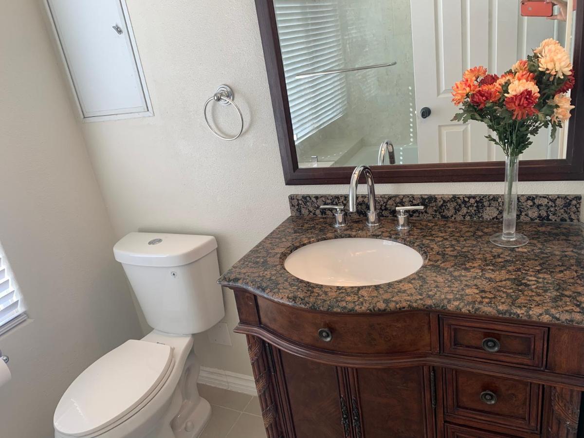 Luxhome Rooms In Mansion Riverside Bagian luar foto